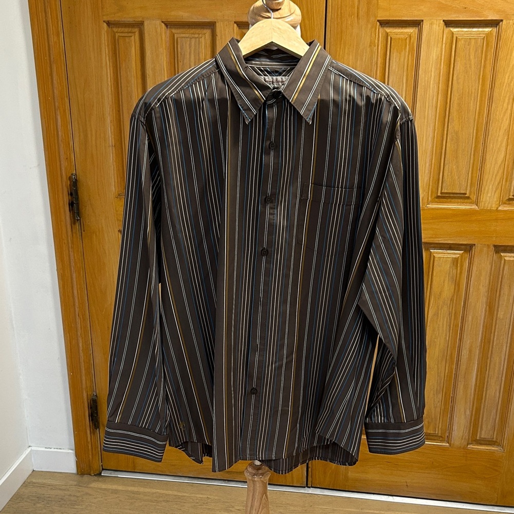 Tommy Bahama Men’s Brown Striped Button Down Shirt